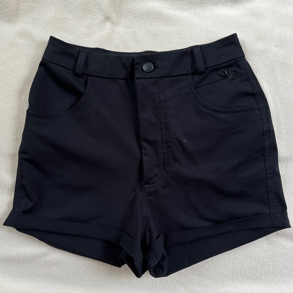 Loui Hw City Shorts Black main image 1